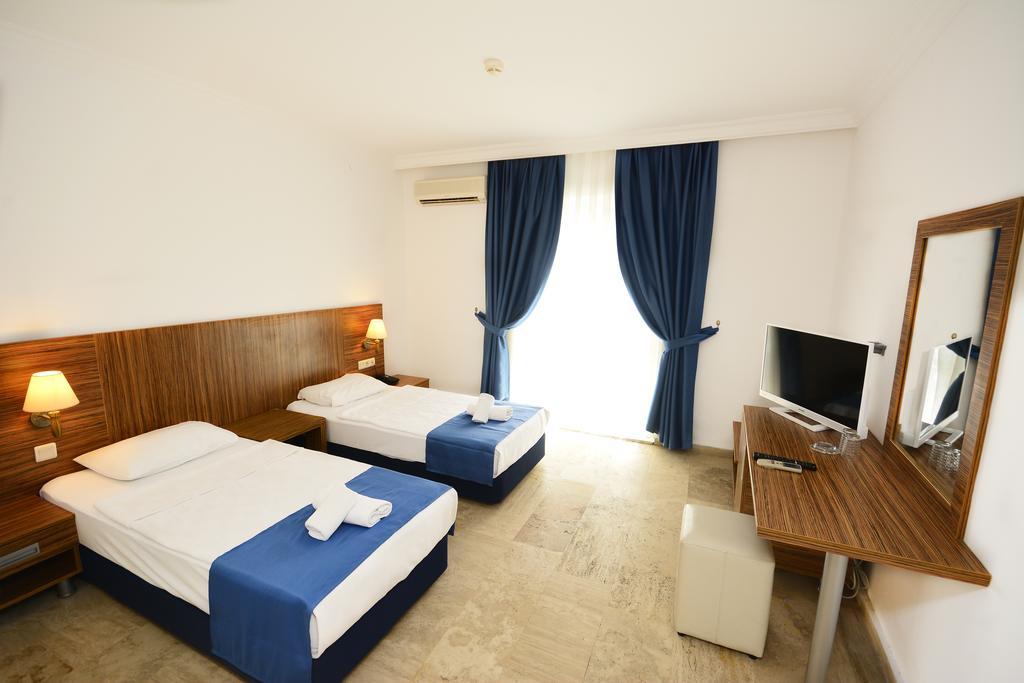 Club Blue White All Inclusive Turgutreis Exteriér fotografie