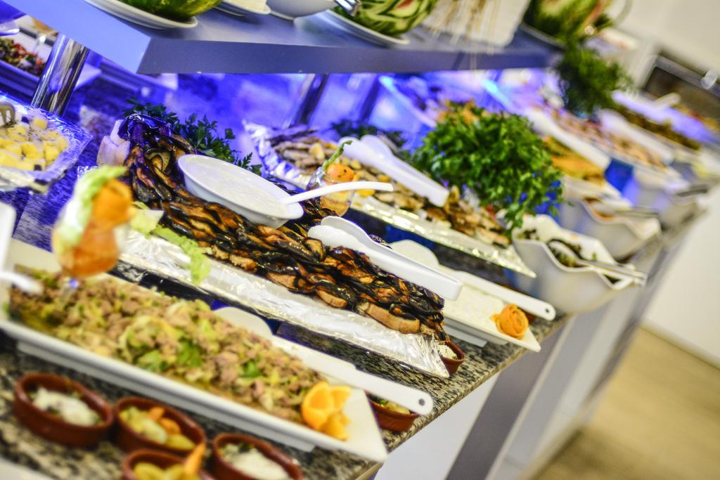 Club Blue White All Inclusive Turgutreis Exteriér fotografie