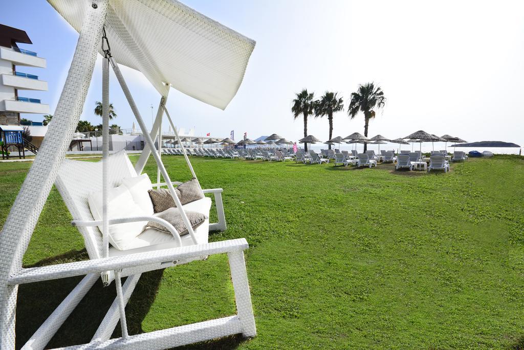 Club Blue White All Inclusive Turgutreis Exteriér fotografie
